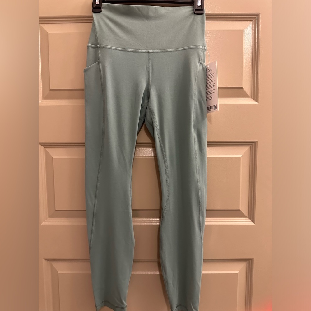 Lululemon Align HR Legging 25" with Pockets